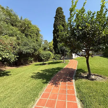 Turistico Bahamas Nerja